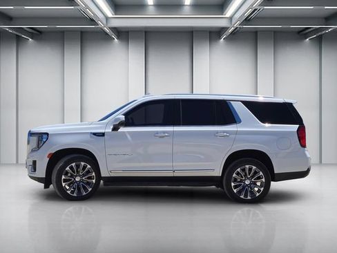 Used 2024 GMC Yukon Denali AWD/4WD image 7