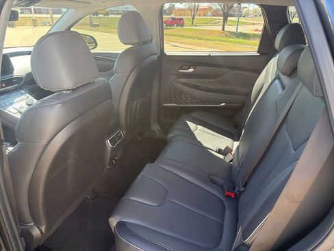 Used 2022 Hyundai Santa Fe Limited image 17