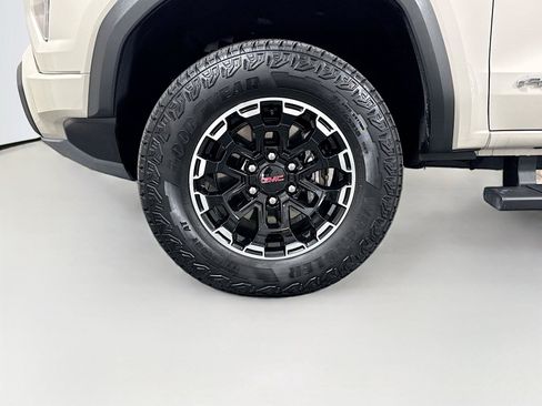 Used 2026 GMC Canyon AT4 AWD/4WD image 29