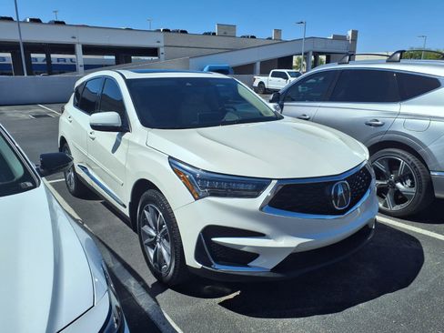 Used 2019 Acura RDX FWD w/ Technology Package image 2