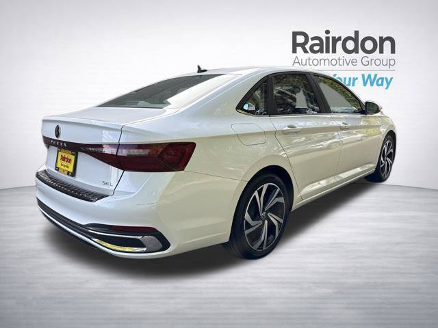 Used 2025 Volkswagen Jetta SEL FWD image 5