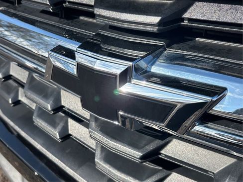 Used 2021 Chevrolet Colorado W/T w/ WT Convenience Package image 12