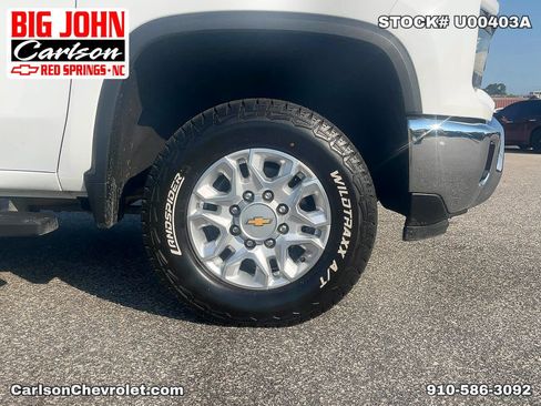 Used 2024 Chevrolet Silverado 2500 LT AWD/4WD image 35