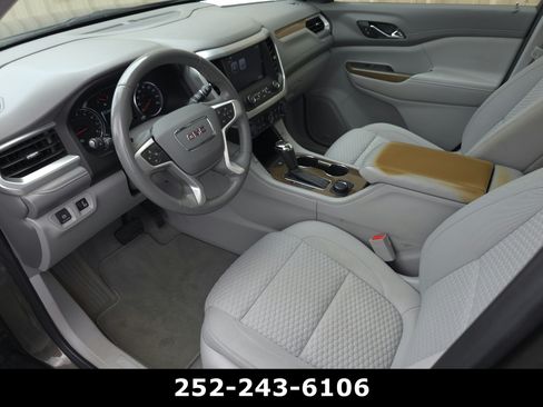 Used 2019 GMC Acadia SLE FWD image 9