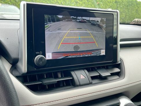 Used 2023 Toyota RAV4 XLE w/ Convenience Package FWD image 16
