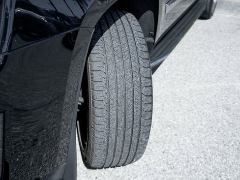 Used 2018 Cadillac Escalade ESV Premium Luxury image 50