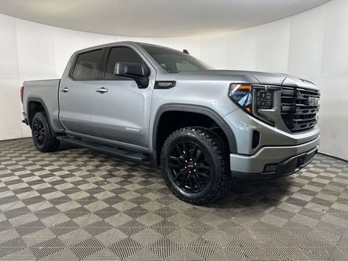 Used 2023 GMC Sierra 1500 Elevation w/ LPO, Elevation Black Package image 2