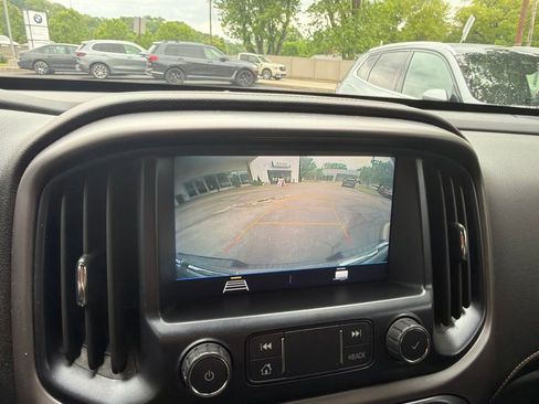 Used 2022 GMC Canyon AT4 AWD/4WD image 13