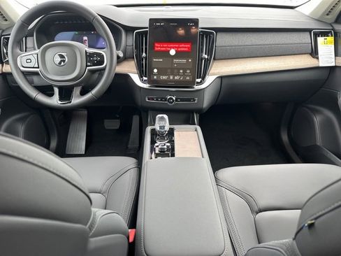 New 2026 Volvo XC90 B6 Plus w/ Protection Package Premier image 11