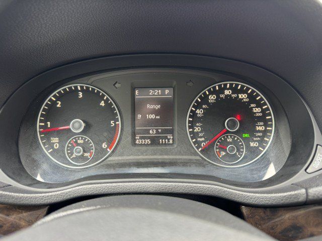 Used 2015 Volkswagen Passat TDI SEL Premium FWD image 20