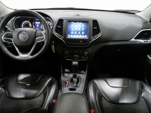 Used 2022 Jeep Cherokee Latitude w/ Sun & Sound Group image 10