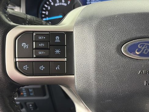 Certified 2022 Ford Expedition XLT image 17