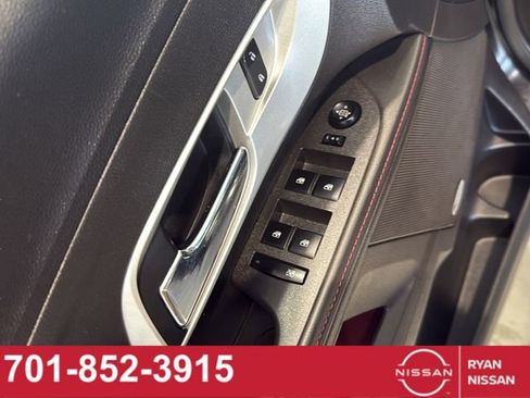 Used 2012 Chevrolet Equinox LTZ image 33