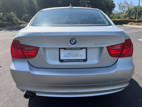Used 2011 BMW 328i Sedan RWD image 4