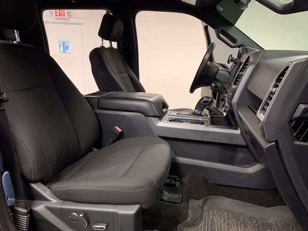 Used 2018 Ford F150 XLT w/ Equipment Group 302A Luxury AWD/4WD image 5