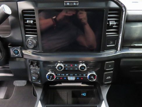 Used 2025 Ford F250 Lariat w/ Lariat Ultimate Package image 13