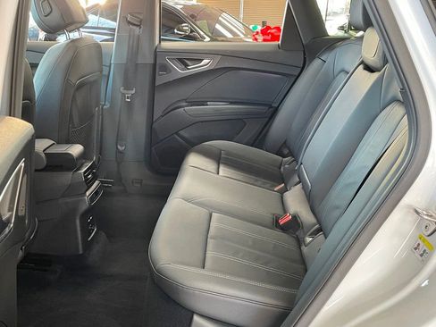 Used 2023 Audi Q4 e-tron Premium Plus w/ Premium Plus image 21