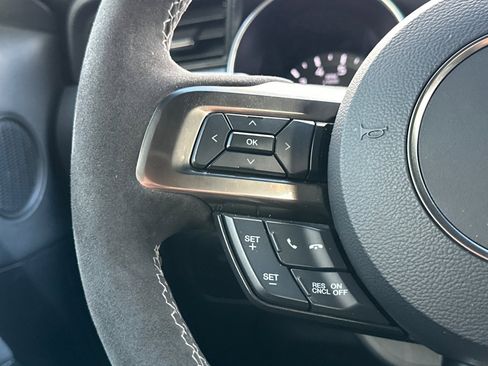 Used 2019 Ford Mustang Shelby GT350 w/ Technology Package image 35