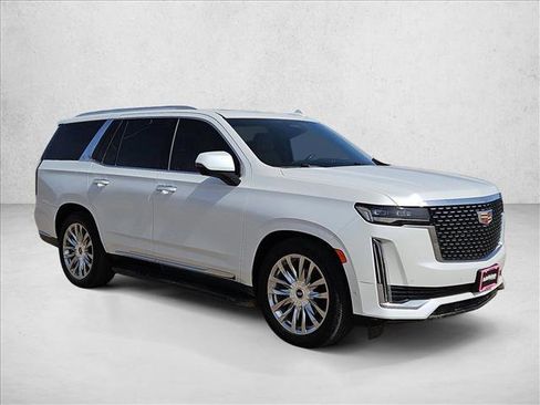 Used 2022 Cadillac Escalade Premium Luxury w/ Performance Package image 3