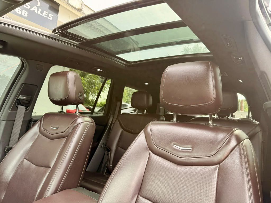 Used 2022 Cadillac XT6 Premium Luxury AWD/4WD image 27