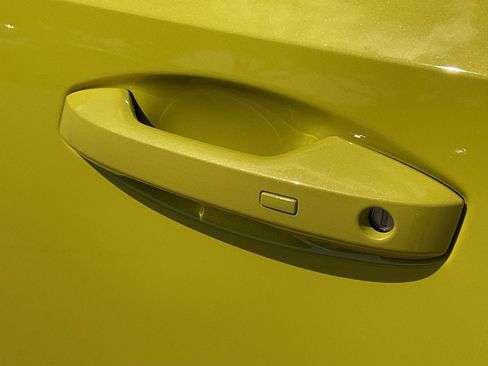 New 2026 Nissan Kicks SR FWD image 9