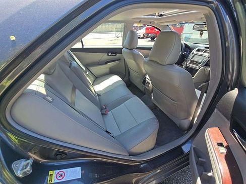 Used 2012 Toyota Camry XLE FWD image 6