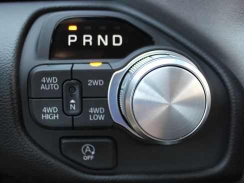 New 2026 RAM 1500 Laramie AWD/4WD image 27