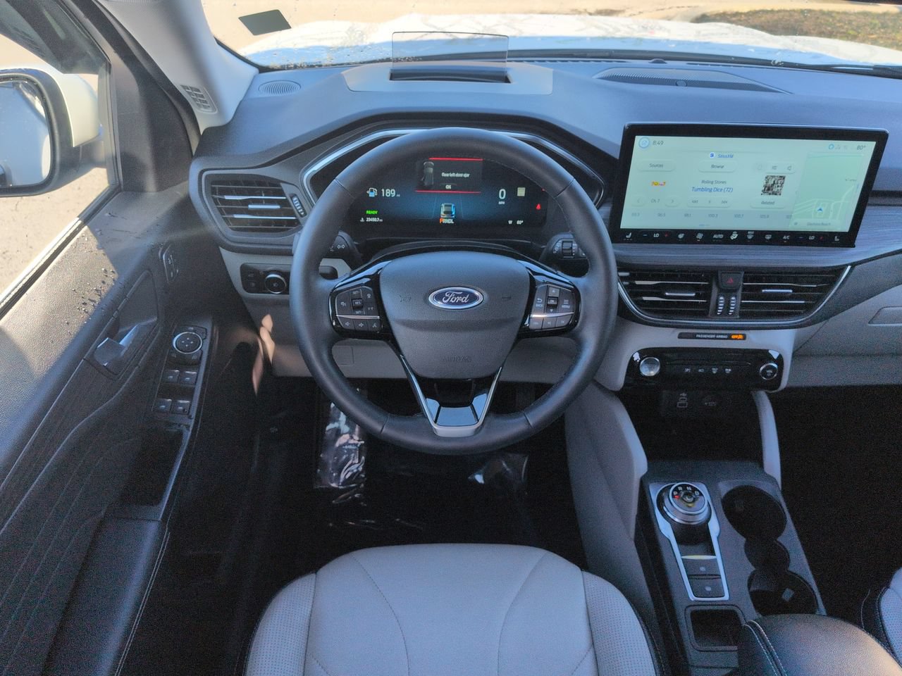 Used 2025 Ford Escape Platinum w/ Premium Technology Package FWD image 15