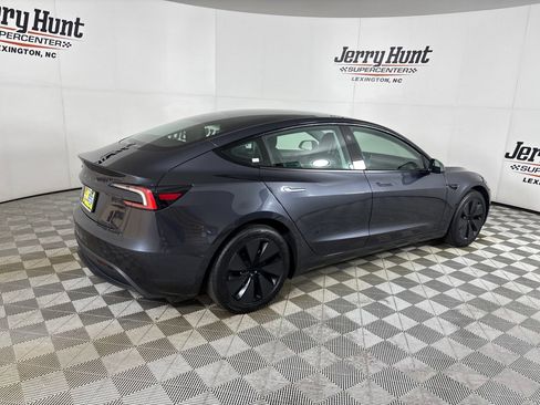 Used 2025 Tesla Model 3 Long Range RWD image 4