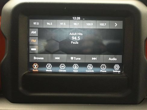 Used 2020 Jeep Gladiator Rubicon w/ Cold Weather Group AWD/4WD image 19