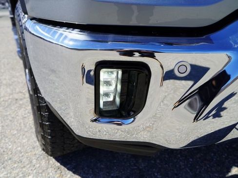 Used 2025 Chevrolet Silverado 2500 LTZ w/ LTZ Premium Package image 92