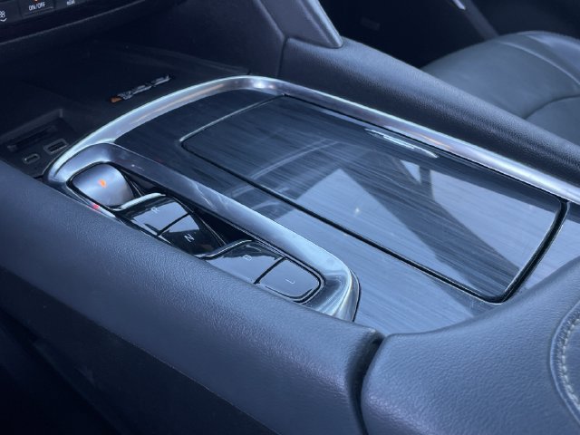 Used 2022 Buick Enclave Premium FWD image 19