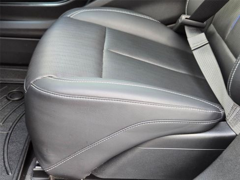 Used 2024 Cadillac Lyriq Sport RWD image 28