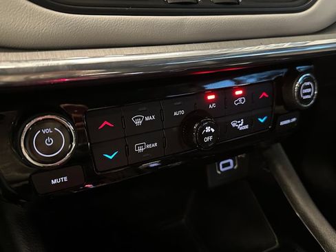 Used 2022 Jeep Compass Limited w/ Sun and Sound Group AWD/4WD image 15