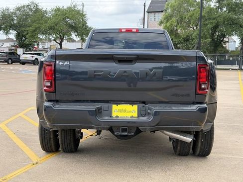 New 2026 RAM 3500 Big Horn AWD/4WD image 6