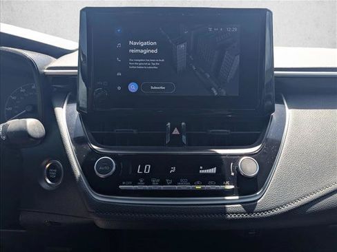 Used 2023 Toyota Corolla SE FWD image 11