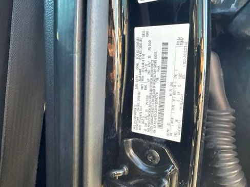 Used 2017 Ford F150 XLT AWD/4WD image 25