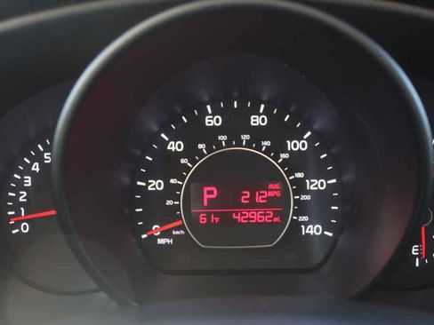 Used 2016 Kia Soul image 12