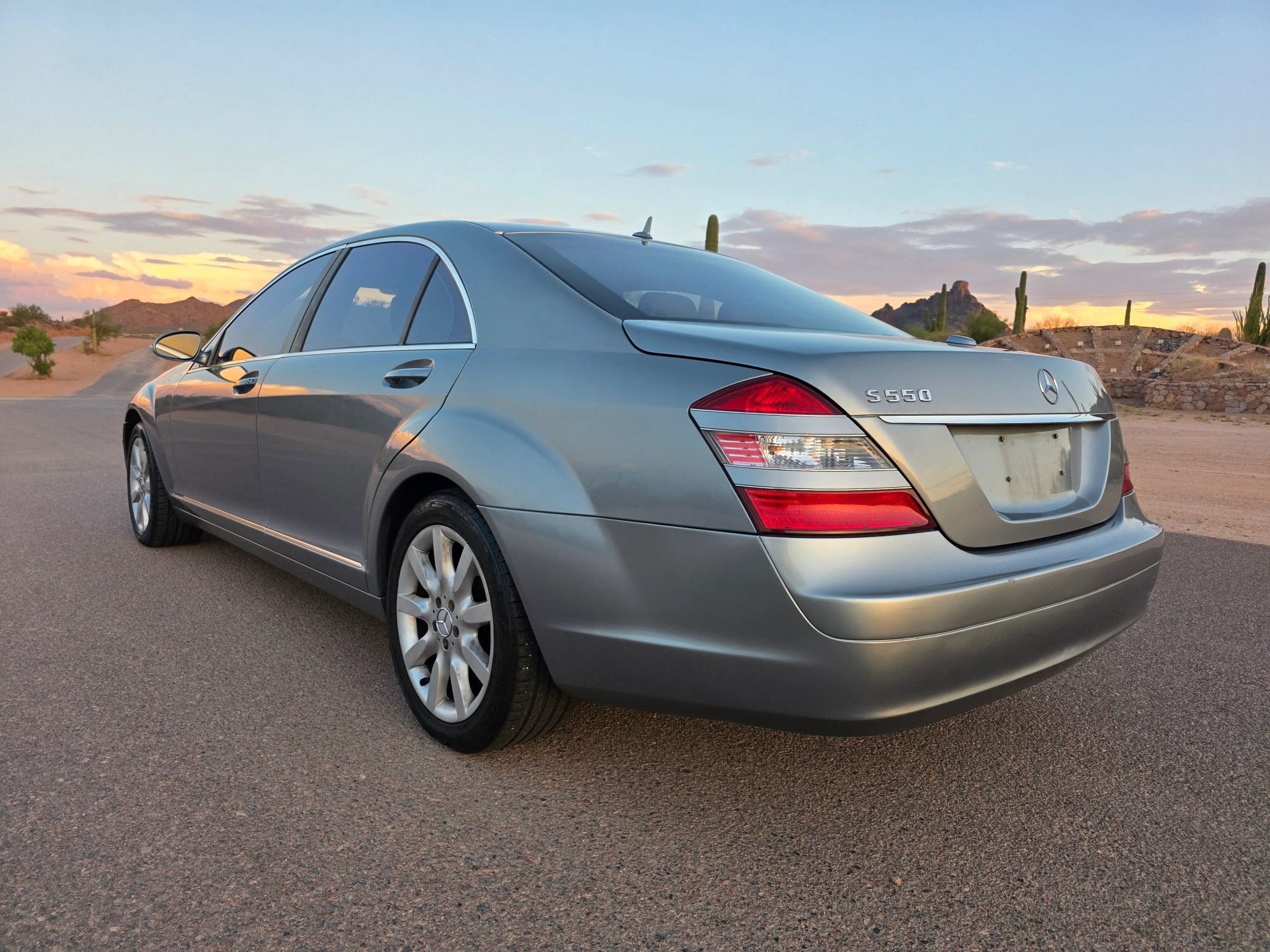 Used 2007 Mercedes-Benz S 550 image 3