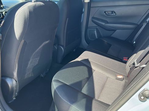 Used 2024 Nissan Sentra SV FWD image 18