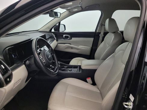Used 2023 Kia Sorento S FWD image 17