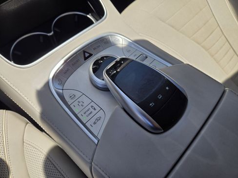 Used 2015 Mercedes-Benz S 550 Sedan image 23
