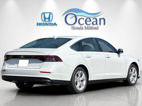 New 2026 Honda Accord LX image 5