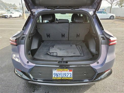 Used 2024 Chevrolet Equinox EV LT image 11