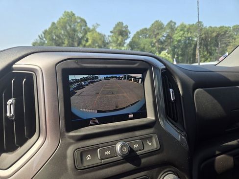 Used 2023 Chevrolet Silverado 2500 Custom w/ Gooseneck/5TH Wheel Package AWD/4WD image 15