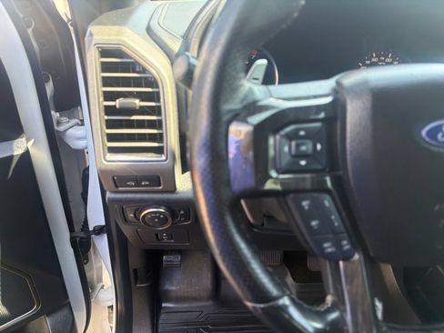 Used 2018 Ford F150 Raptor w/ Equipment Group 802A Luxury AWD/4WD image 19