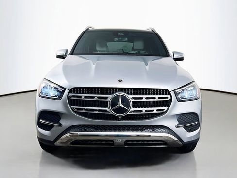 Used 2024 Mercedes-Benz GLE 350 4MATIC image 2