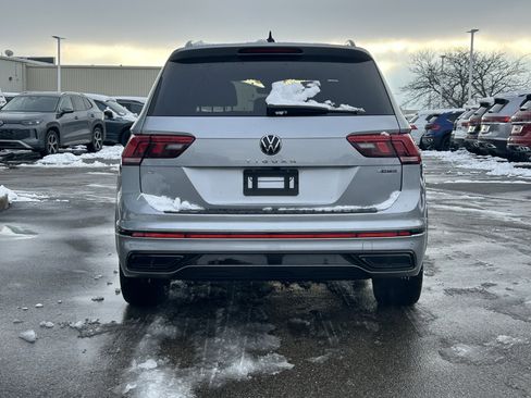 Certified 2023 Volkswagen Tiguan SE R-Line image 6