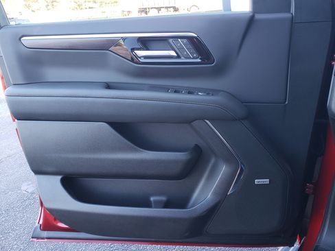 New 2026 Chevrolet Tahoe Premier image 13