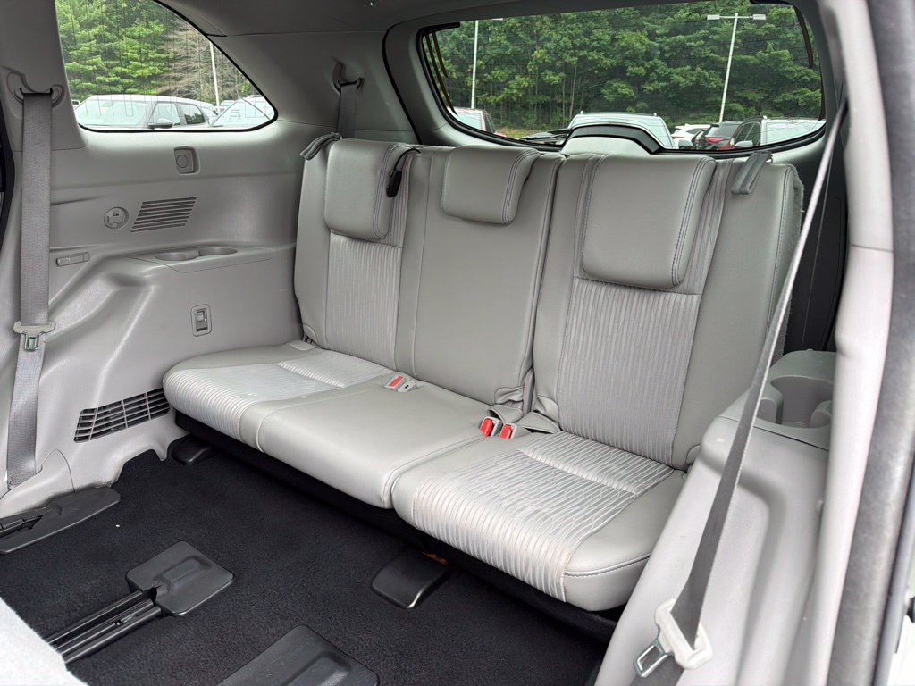 Used 2016 Toyota Highlander Plus AWD/4WD image 27